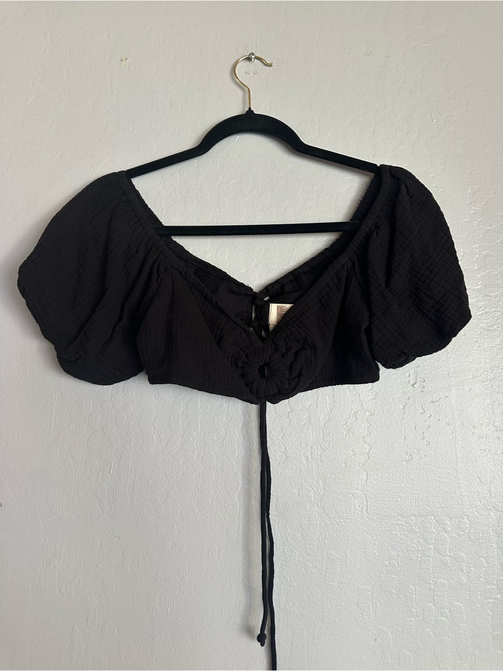Black Puff Sleeve Tie-Front Crop Top